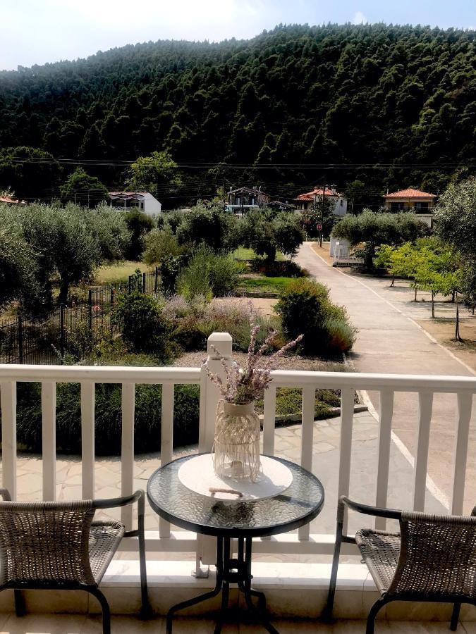Апартаменты Olivegrove House Вурвуру Экстерьер фото